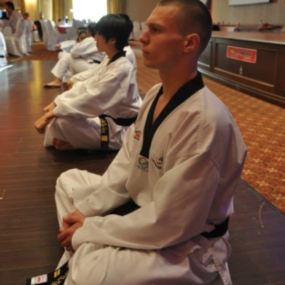 Profile picture of Dwiski
